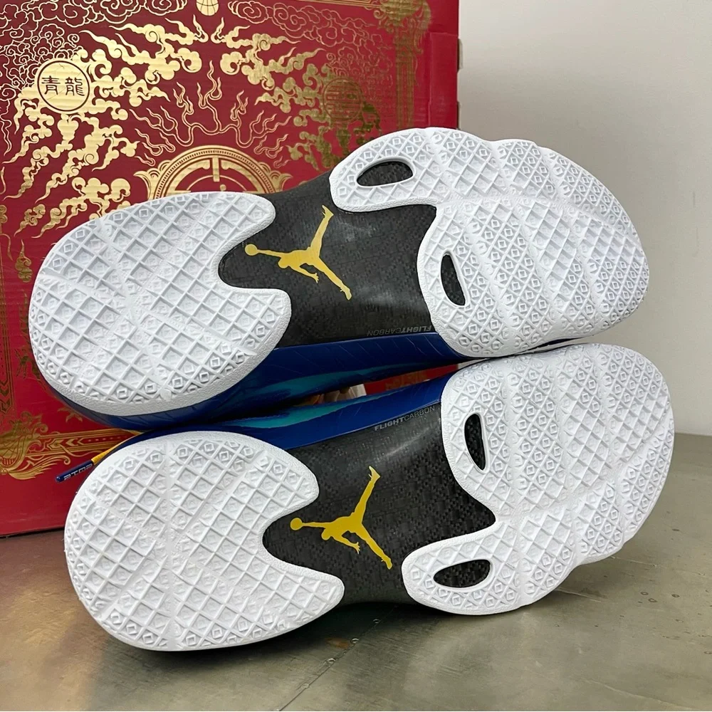 Jordan 2012 Deluxe Year of the Dragon 484654-401